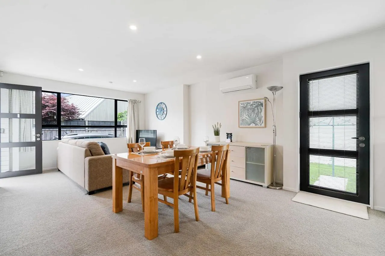 Appartamento Cozy Merivale Two Bed W Parking Christchurch